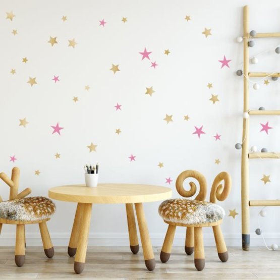 Autocolant de perete cu stele aurii și roz