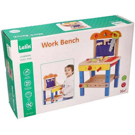 Atelier de lemn cu multe scule