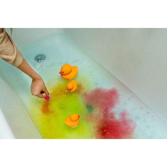 Baie colorată cu rățuște