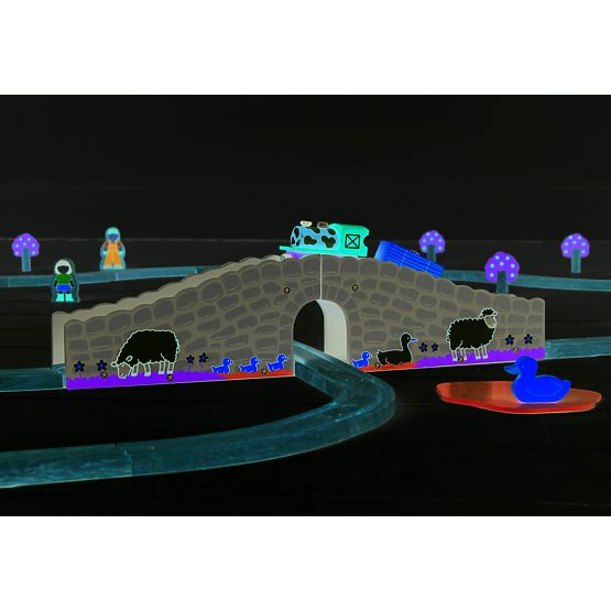 Bigjigs Rail Farm pod cu tunel