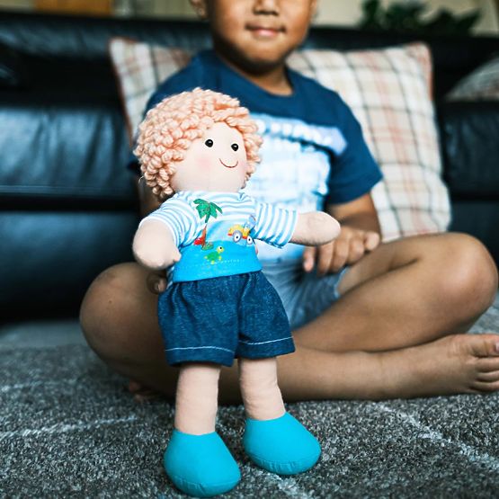Bigjigs Toys Păpușă din pânză Robin 30 cm