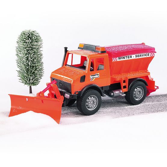 Bruder Mercedes Benz UNIMOG Împrăștietor cu lamă