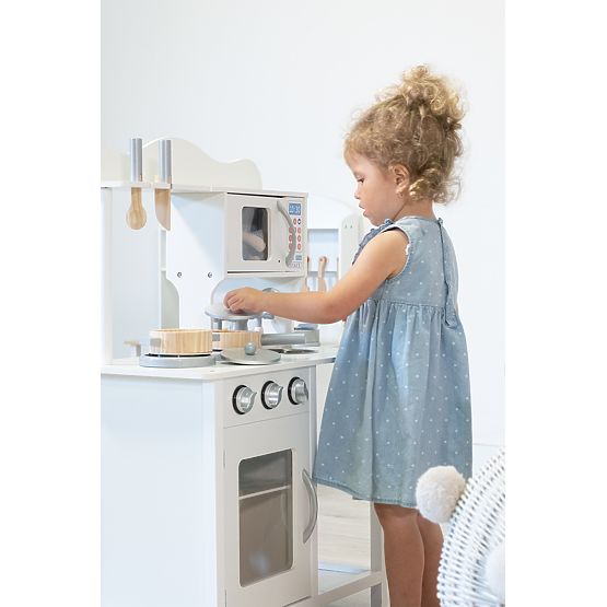 Bucatarie Meggie din lemn cu accesorii