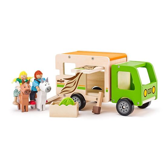 Camion din lemn pentru transportul cailor