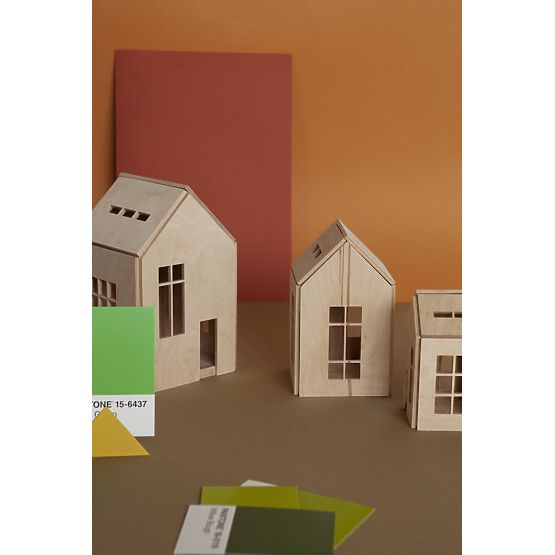 Casa magnetica din lemn Montessori - naturala