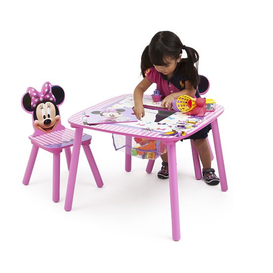 copilăresc masă cu scaune șoarece minnie