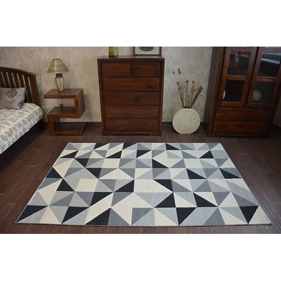 Covor cu model triunghiuri pentru copii