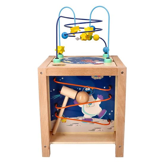 Cub activ cu personaje din Strada Sesame