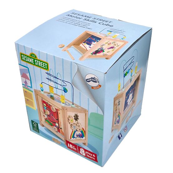 Cub activ cu personaje din Strada Sesame