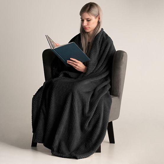 Cuvertură HENRY neagră cu model jacquard stil modern 220x240