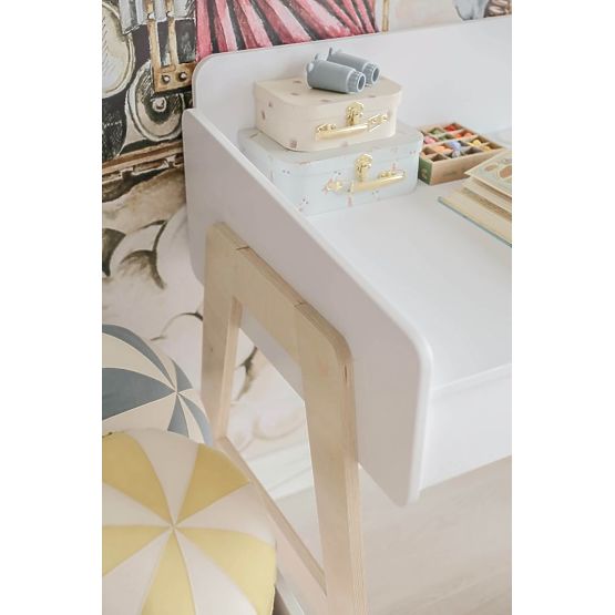 Birou pentru copii Deci şaizeci