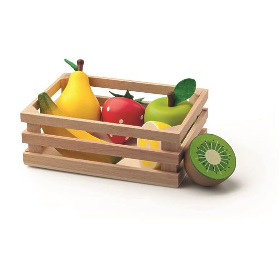 Fructe de lemn într-o ladă