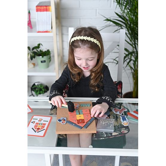 Joc de ciocănit din plută - Aventuri la fermă