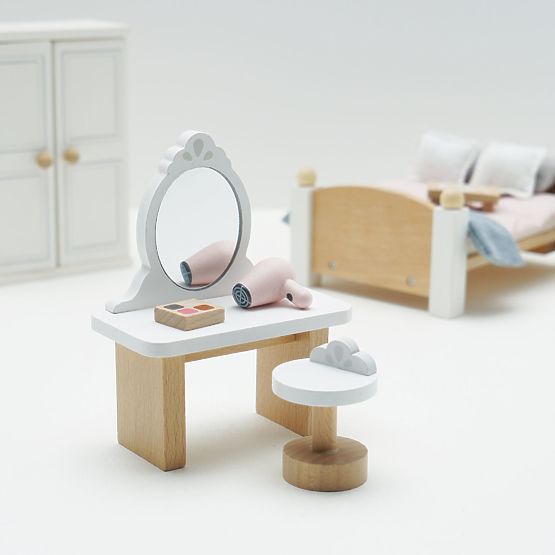 Le Toy Van Furniture Dormitor Daisylane