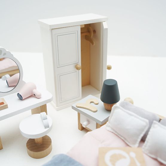 Le Toy Van Furniture Dormitor Daisylane