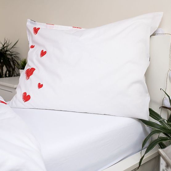 Lenjerie de pat Mickey si Minnie 140 x 200 cm + 70 x 90 cm