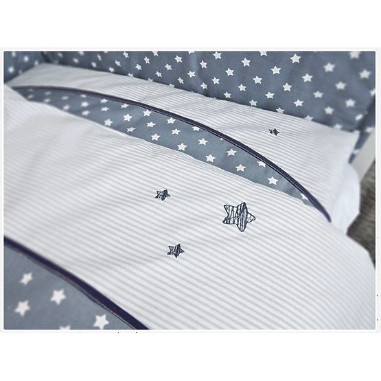 Lenjerie de pat pentru copii 2 DILNE –cu motivul unor stele