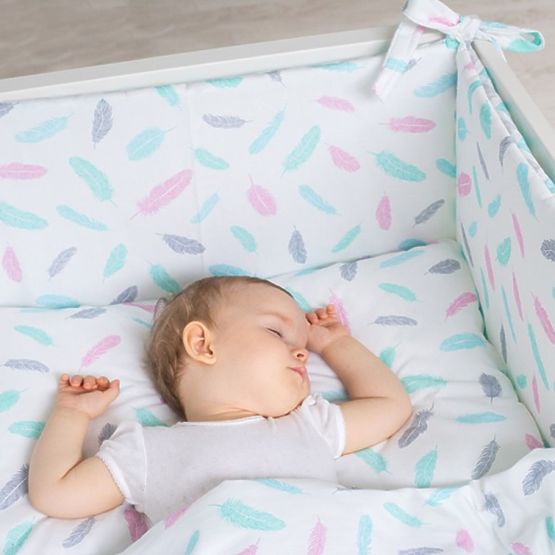 linens cu umple pastel pene