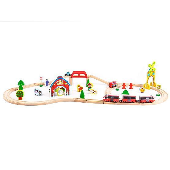 Linie de tren din lemn cu tren de baterii