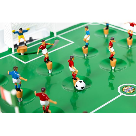 Mini fotbal pe arcuri, 22 de jucători