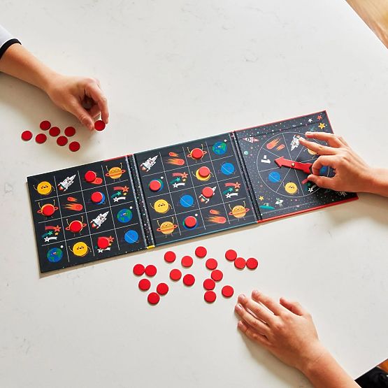 Mudpuppy Joc de masă magnetic Bingo Spațial