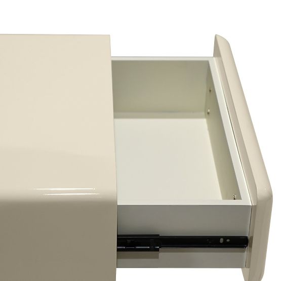 Noptieră cu sertar Blush, alb crem, lucios, formă arcuită