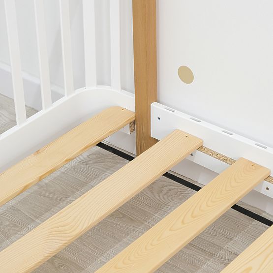Pat de copii Montessori din fag Kate - alb