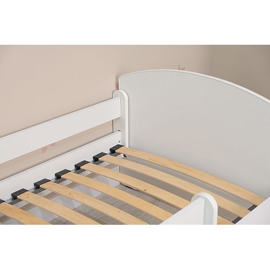 Pat pentru copii Ourbaby cu barieră - alb
