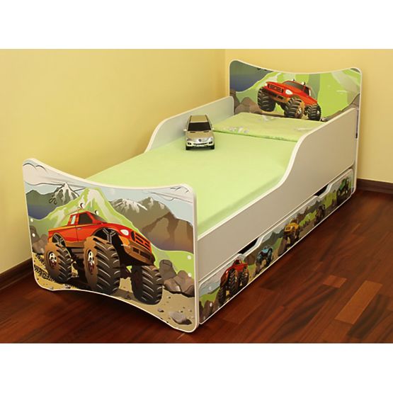 Pat pentru copii cu masini