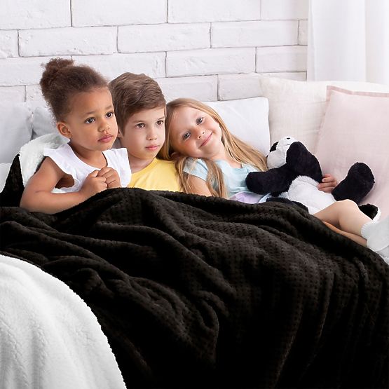 Pătură SHLEEPY neagră cu model jacquard stil clasic 130x180