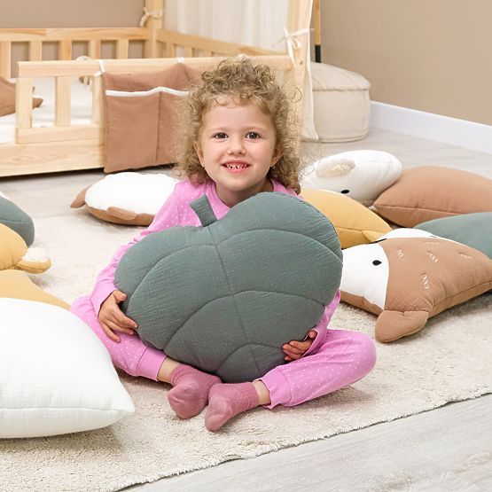 Pernă muselină Ourbaby 38x35 cm Frunză - verde