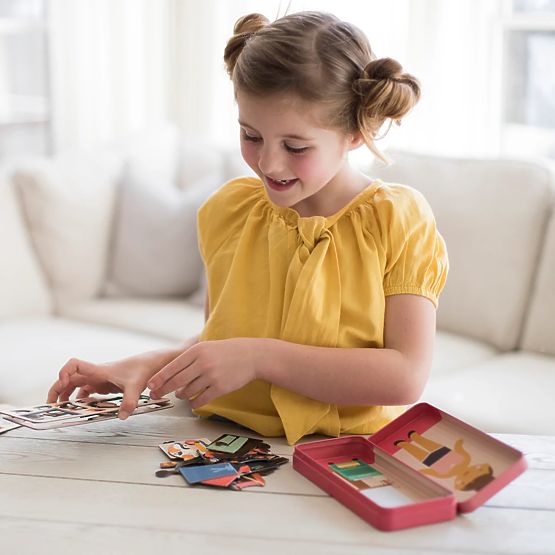 Petit Collage Puzzle magnetic Artistul