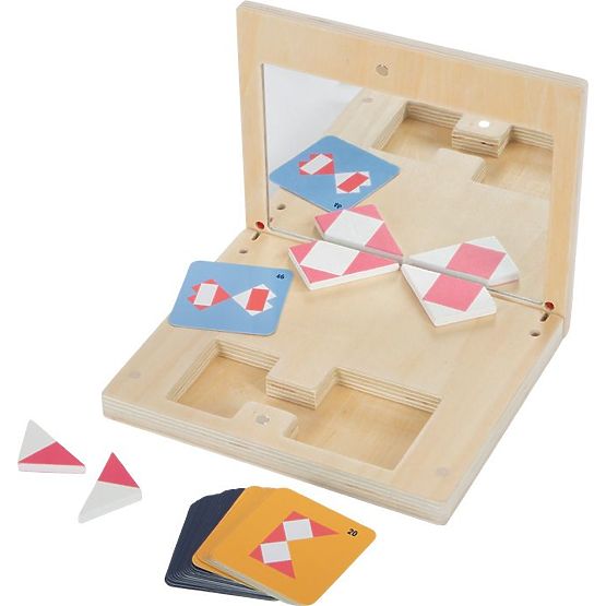 Puzzle simetric cu oglindă