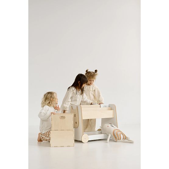 Raft pentru jucării cu roți