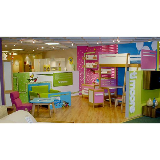 scriere masă și dulap simplu