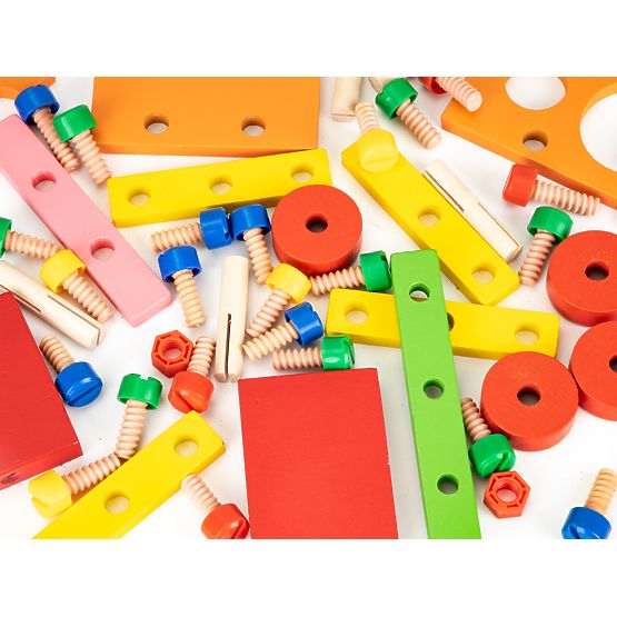 Set de constructii din lemn cu scule