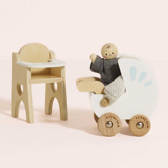 Set Le Toy Van bebeluș cu accesorii design nou