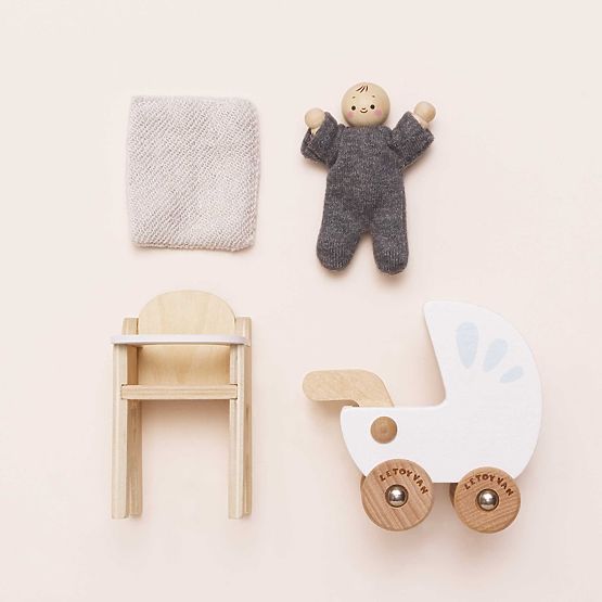 Set Le Toy Van bebeluș cu accesorii design nou