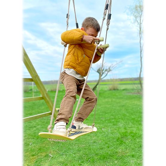 small foot Leagăn din lemn Skateboard