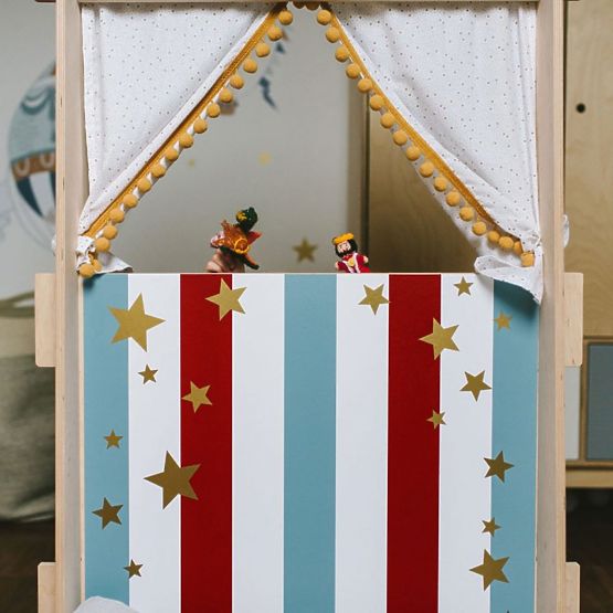 Teatru de păpuși pentru copii – model retro