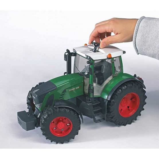 Tractor Bruder FENDT 936 Vario