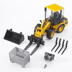 Accesorii Bruder - furci, troliu și paletă