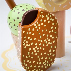 Bigjigs Toys Stand din lemn cu dulciuri