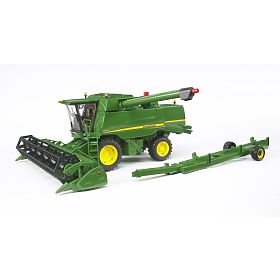 Combine Bruder JOHN DEERE T670i