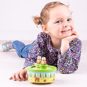 Cutie muzicală din lemn Bigjigs Toys Woodland