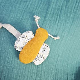 Doudou Jolijou Păpușa Pollen și albină 25 cm