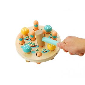 Joc de lovit morcovi, AdamToys